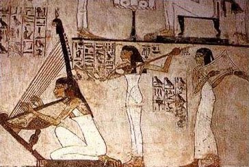 Female performers in ancient Egypt